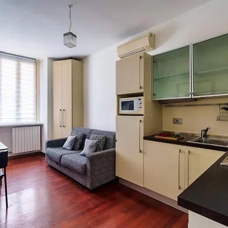 Cadorna's Nest - Cozy And Appartement Milaan