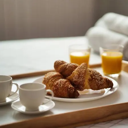 Cadorna's Nest - Cozy And Appartement